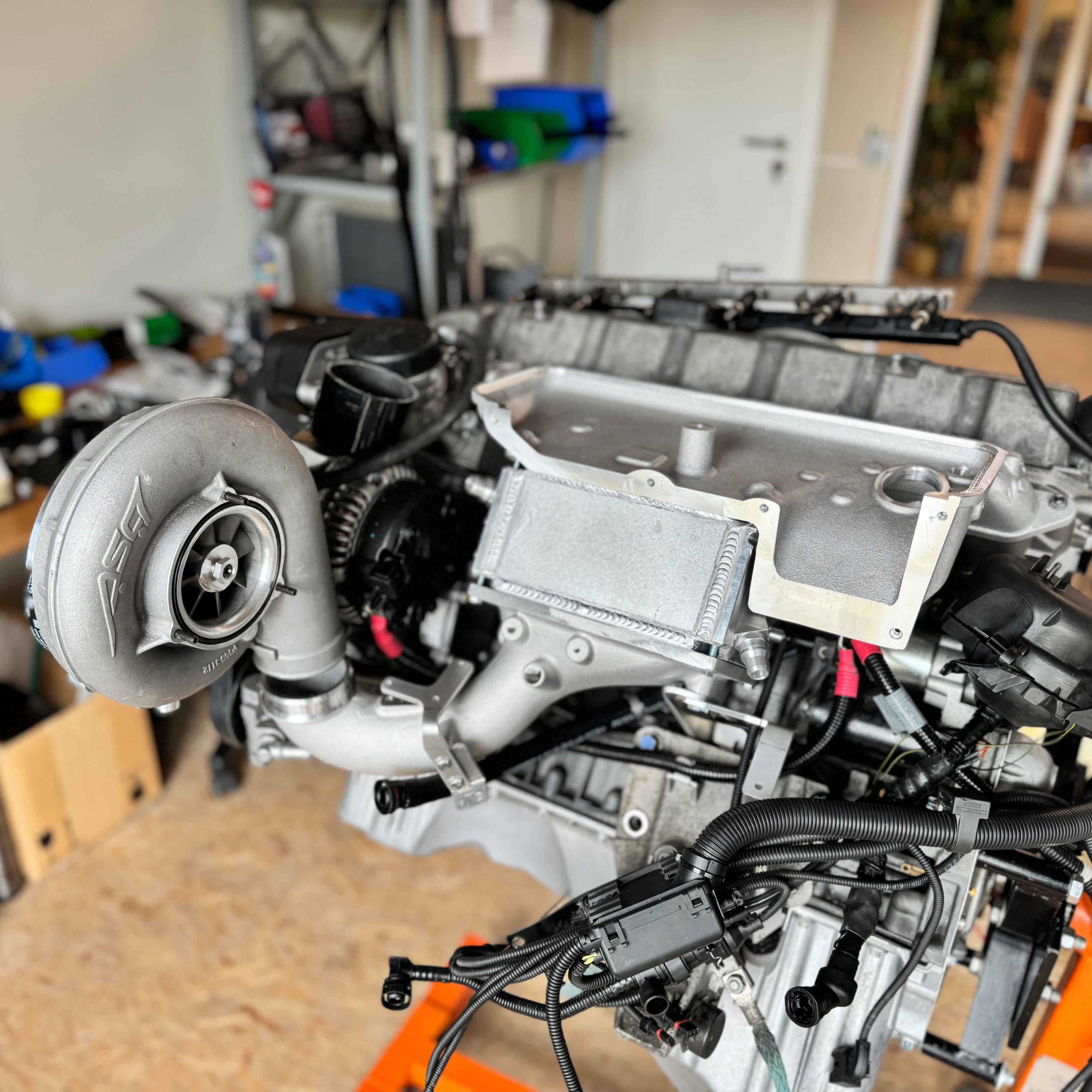 Supercharger system for BMW N52B25/B30